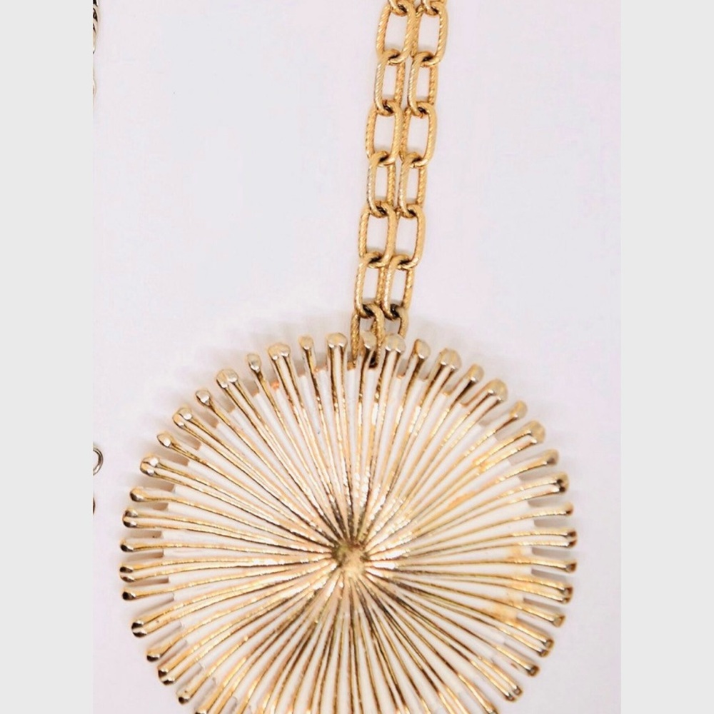 Hobe Vintage Gold Nola Pearl Girls Necklace/brooch